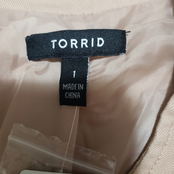 NEW TORRID Women's Beige Military Style Jacket...SIZE:1 - Picture 15 of 15